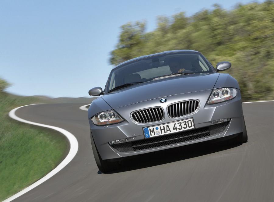  BMW Z4 Coupe 2006 года  (фото 16 из 49)